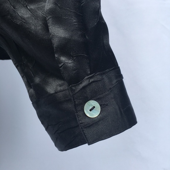 Tess shiny deep black textured button down - Picture 5 of 6